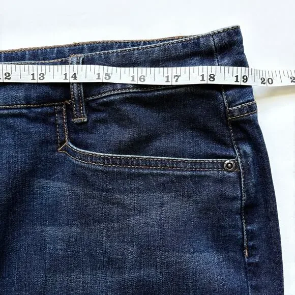 J JILL Denim Smooth Fit Skirt Size 16 | Dark Wash Cotton Classic Casual Preppy - Picture 8 of 9